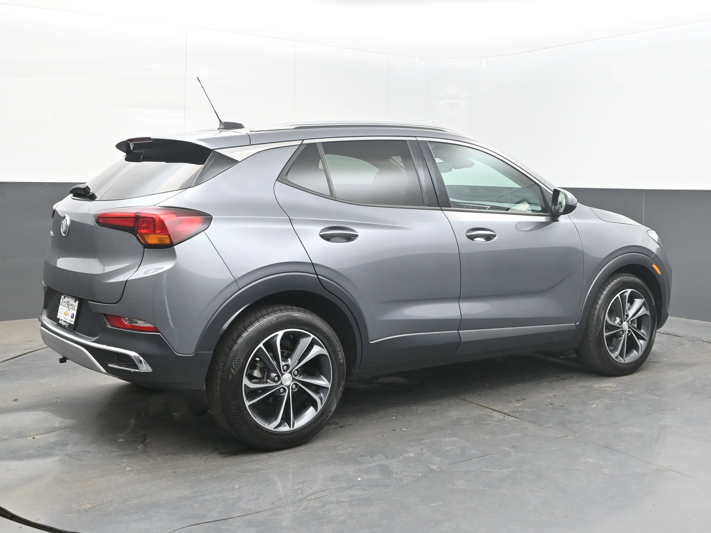 Used 2020 Buick Encore GX Essence image 7