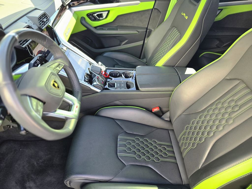 Used 2024 Lamborghini Urus S image 20