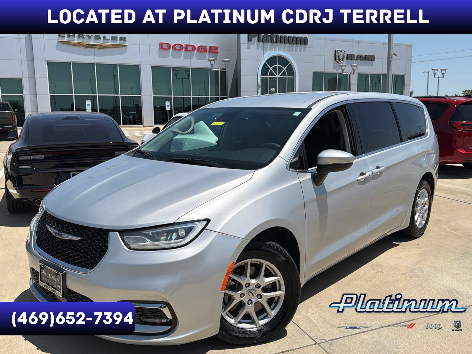Used 2023 Chrysler Pacifica Touring-L FWD 360° Tour