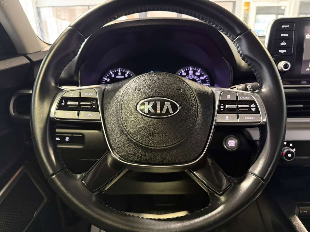 Used 2020 Kia Telluride LX AWD/4WD image 11