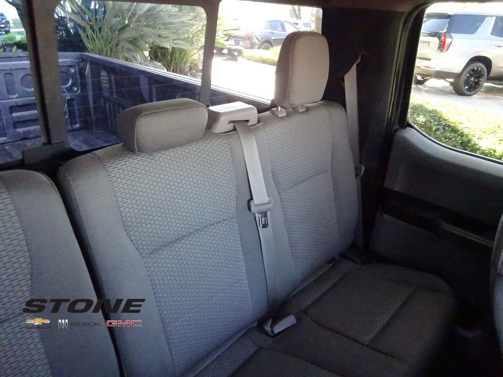 Used 2015 Ford F150 XLT w/ Equipment Group 302A Luxury image 18