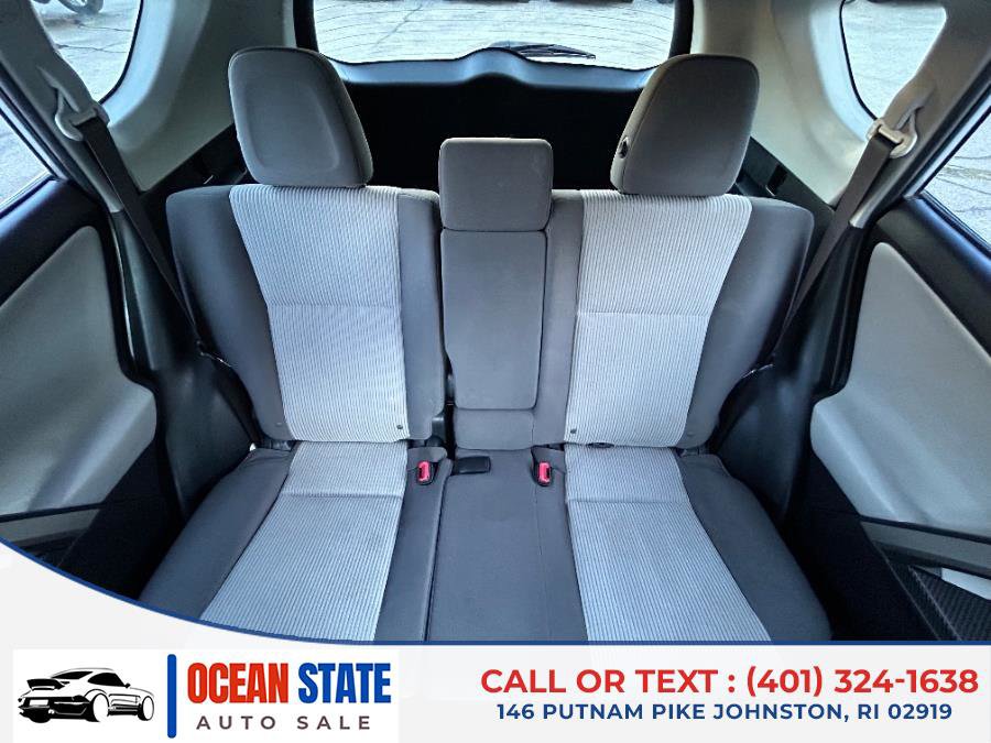 Used 2015 Toyota RAV4 LE image 16
