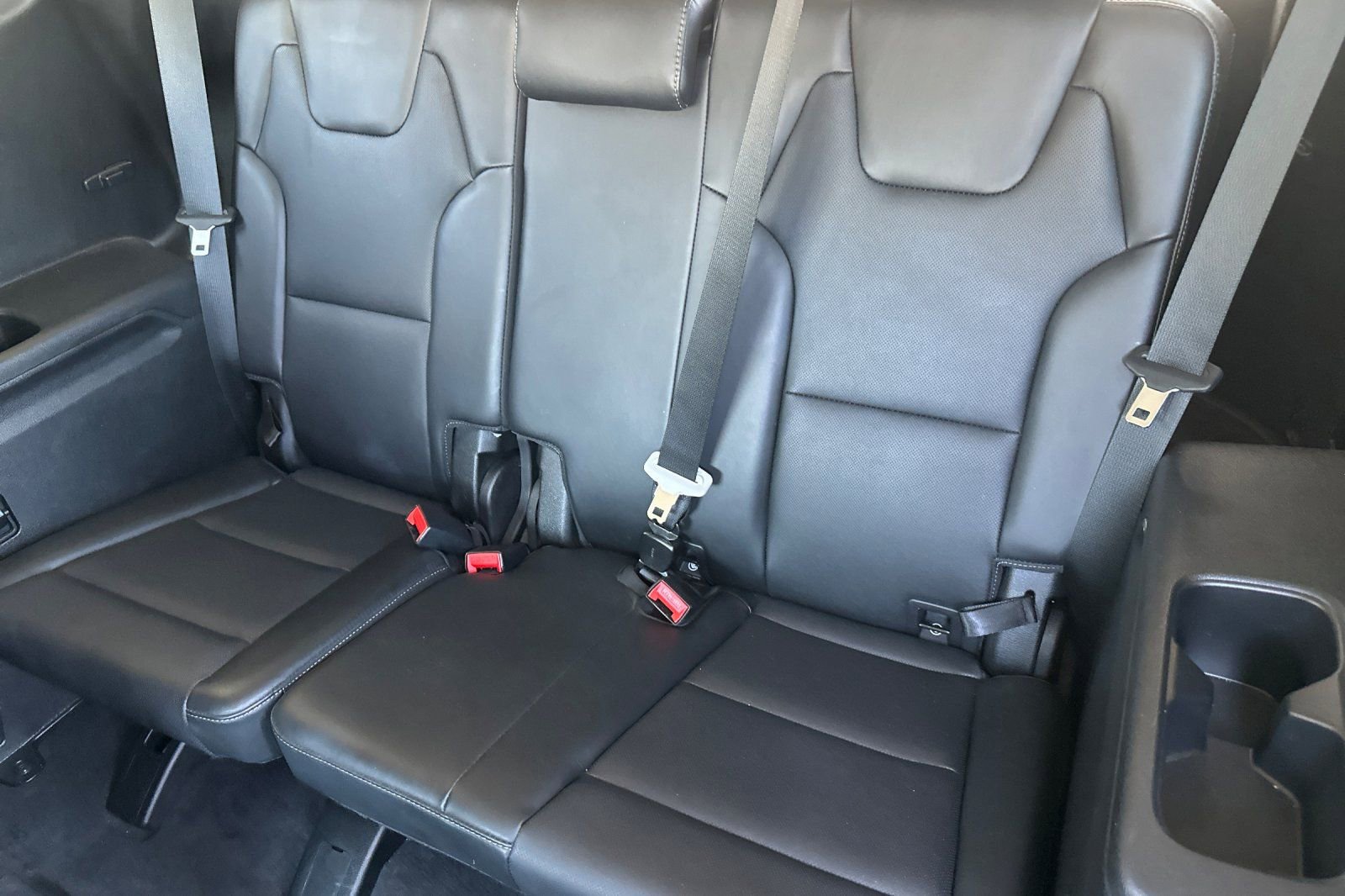 Used 2023 Kia Telluride S image 15