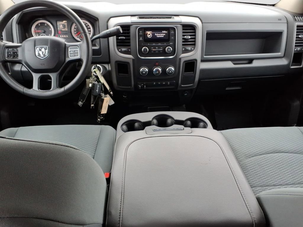 Used 2018 RAM 2500 Tradesman w/ Chrome Appearance Group image 17