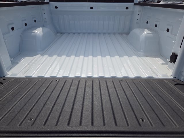 New 2026 Chevrolet Silverado 1500 LT w/ LPO, Liner Protection Package AWD/4WD image 17