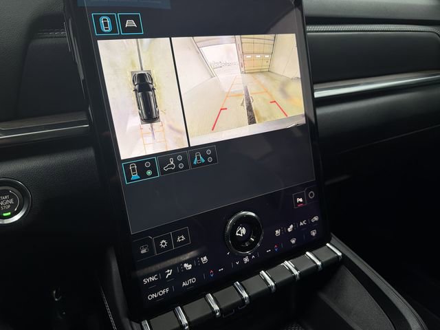 New 2026 GMC Terrain Denali w/ LPO, Floor Liner Package image 27