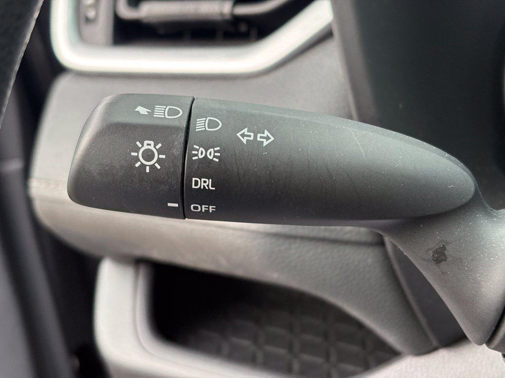 Used 2024 Toyota RAV4 LE AWD/4WD image 18