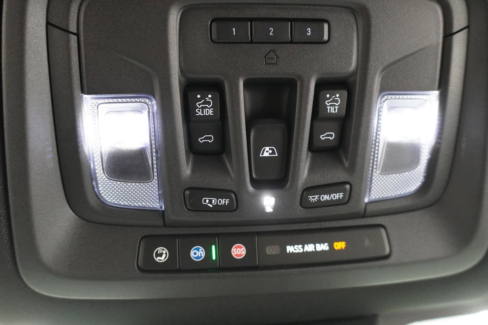Used 2024 Chevrolet Silverado 1500 ZR2 w/ Technology Package AWD/4WD image 22