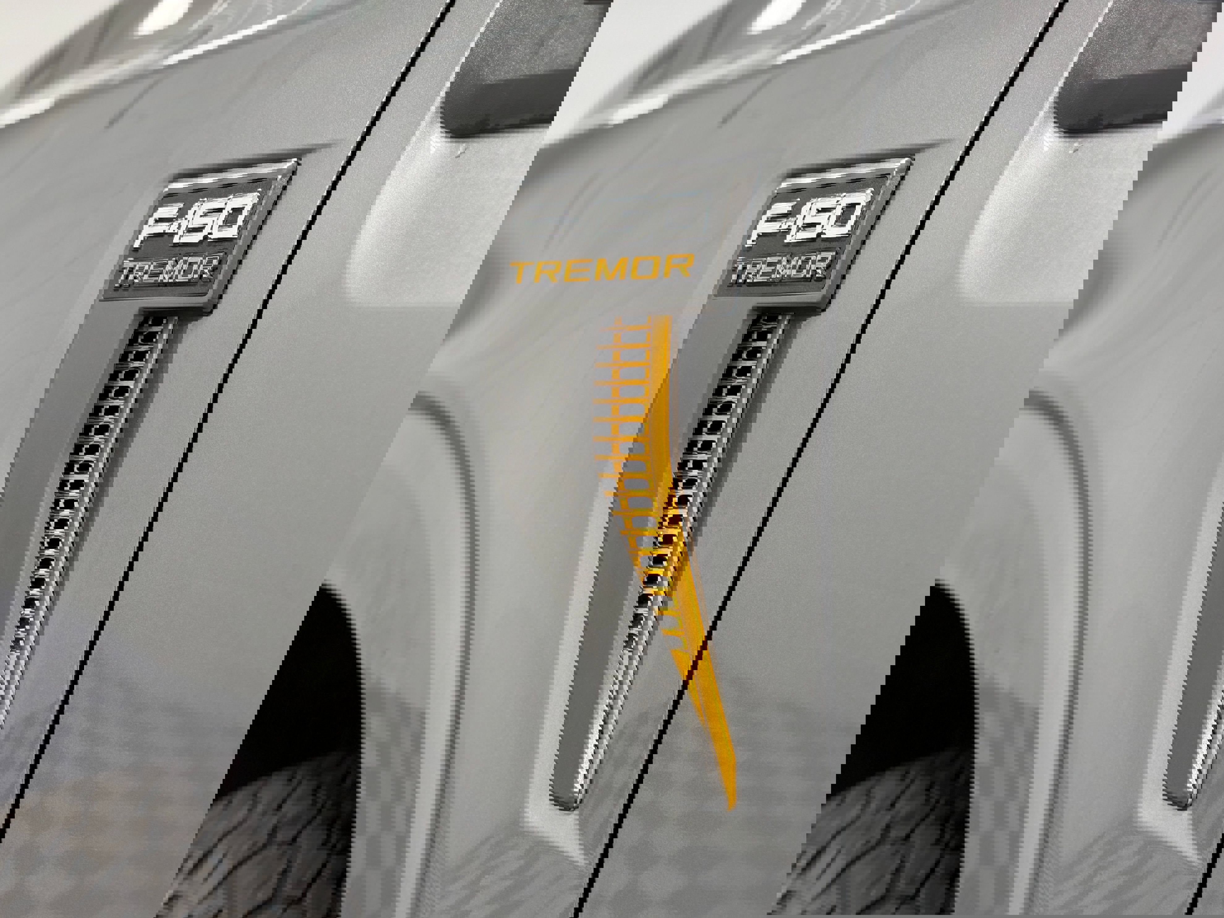 Used 2025 Ford F150 Tremor w/ Mobile Office Package image 9