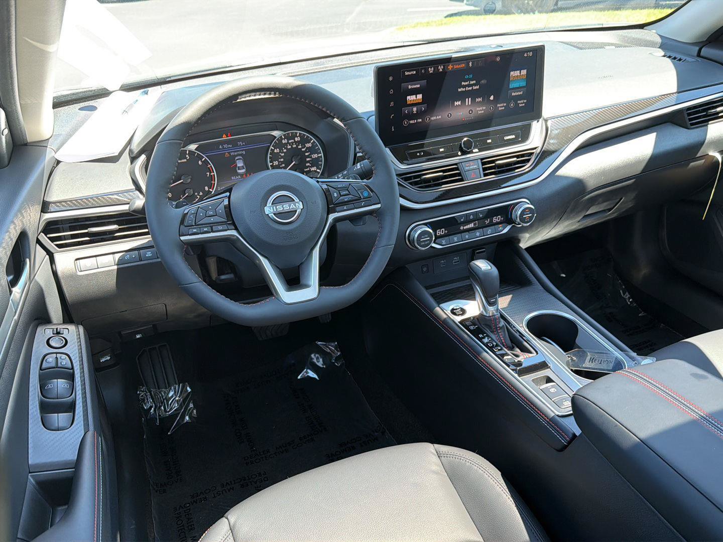 New 2026 Nissan Altima 2.5 SR w/ SR Premium Package FWD image 18