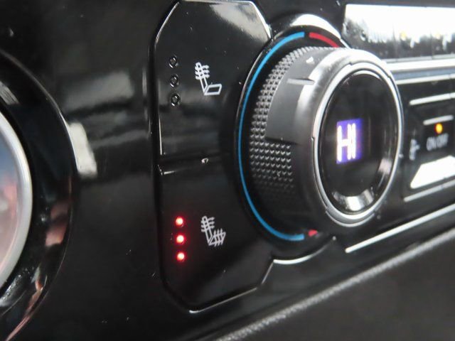 Used 2024 Chevrolet Silverado 1500 LT image 3