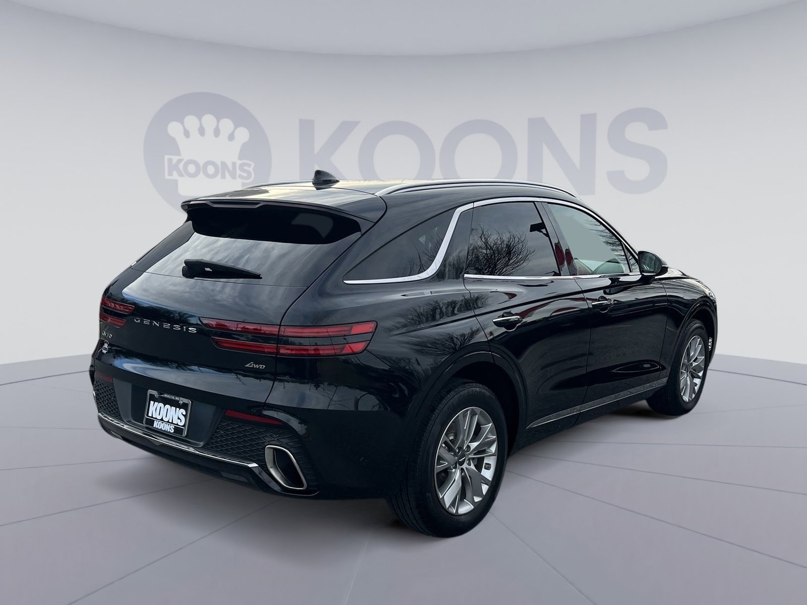 Used 2023 Genesis GV70 2.5T w/ Cargo Package image 7