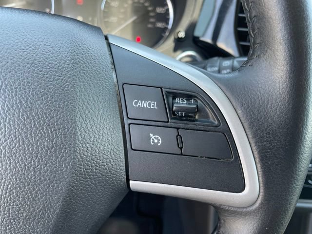 Used 2015 Mitsubishi Outlander SE FWD image 26