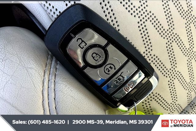 Used 2022 Lincoln Nautilus Black Label image 9