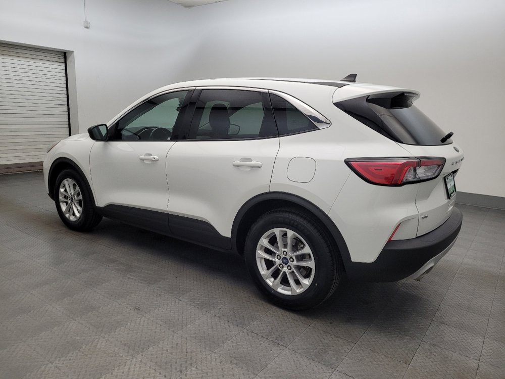 Used 2022 Ford Escape SE w/ Convenience Package FWD image 3