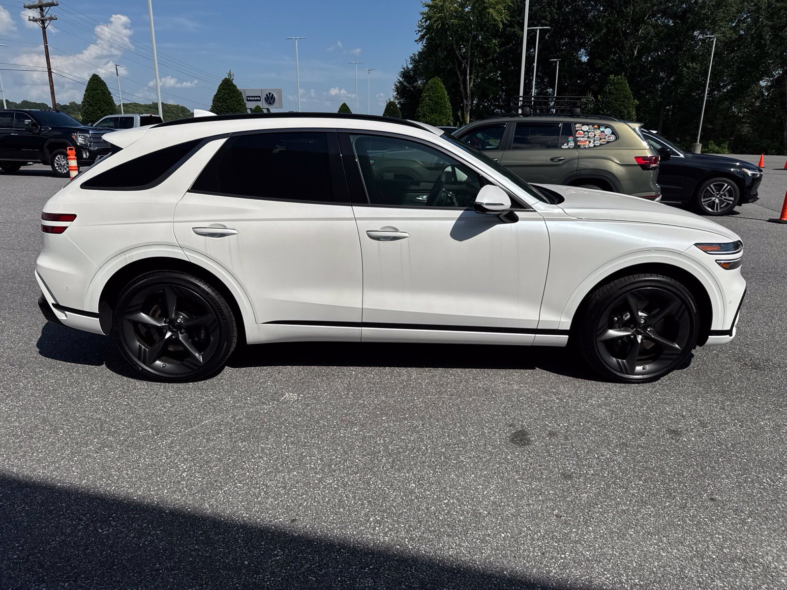 New 2026 Genesis GV70 2.5T Sport Prestige AWD/4WD image 8