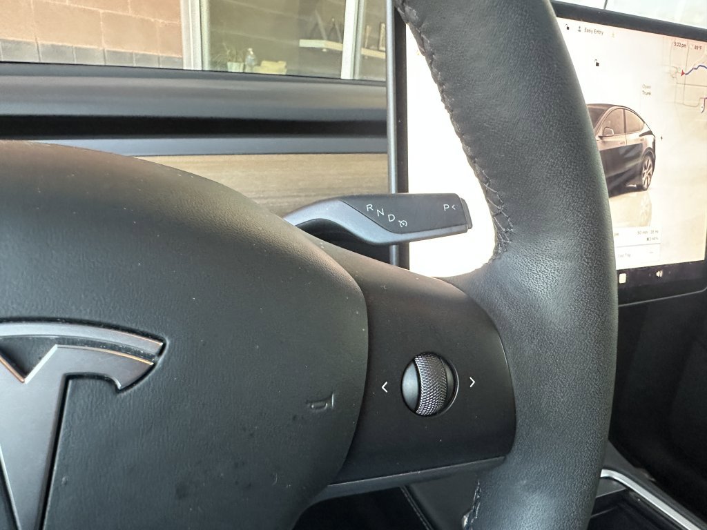 Used 2024 Tesla Model Y Long Range image 17