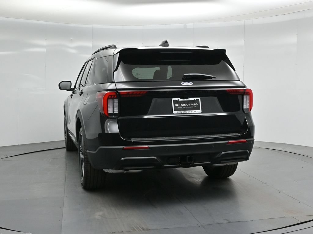 New 2026 Ford Explorer ST-Line w/ ST-Line Street Pack AWD/4WD image 28