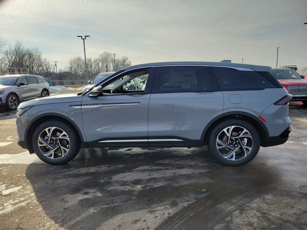 New 2026 Lincoln Nautilus Premier w/ Equipment Group 102A AWD/4WD image 7