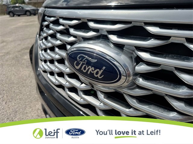 Used 2023 Ford Explorer Platinum w/ Technology Package image 34