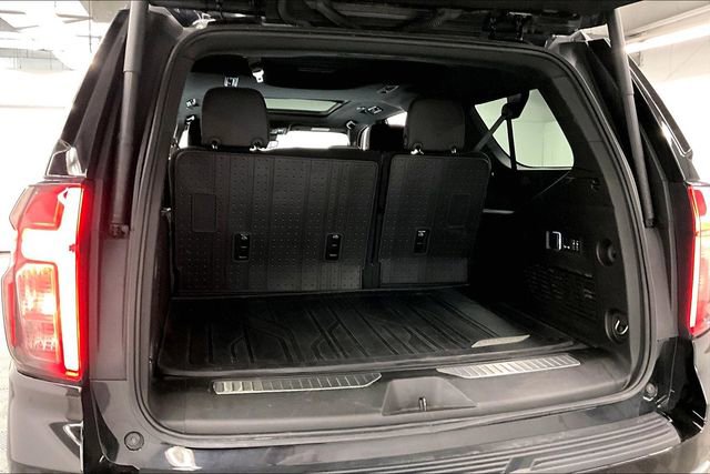 Used 2024 Chevrolet Suburban High Country AWD/4WD image 42