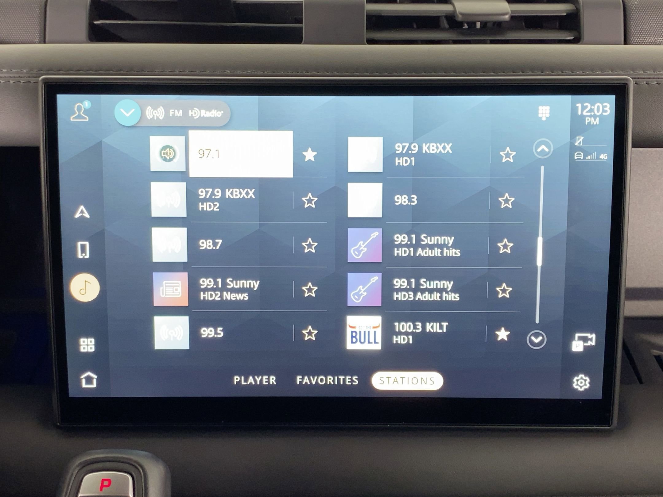 Certified 2023 Land Rover Defender 110 V8 AWD/4WD image 23