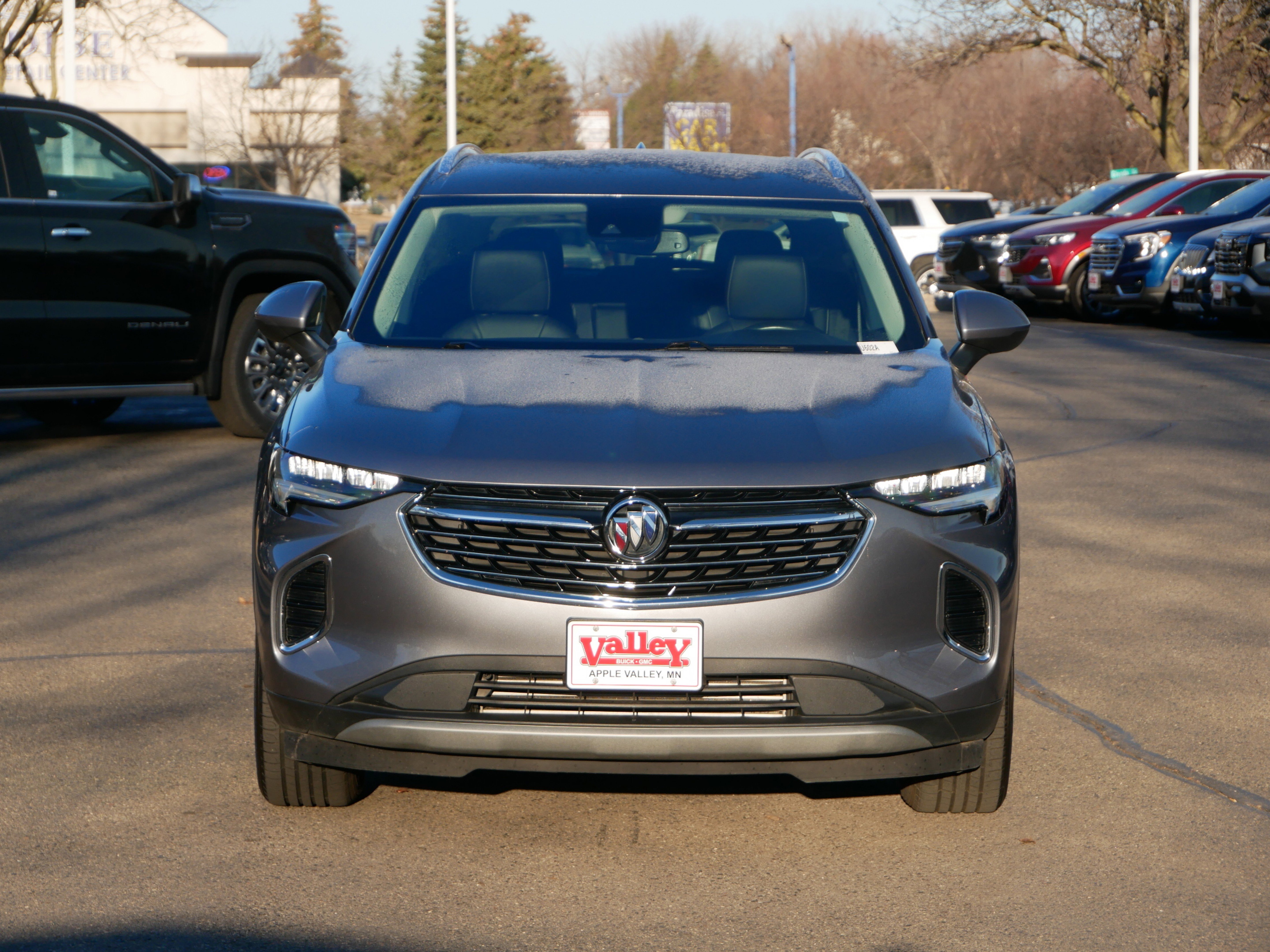 Used 2021 Buick Envision Essence image 2