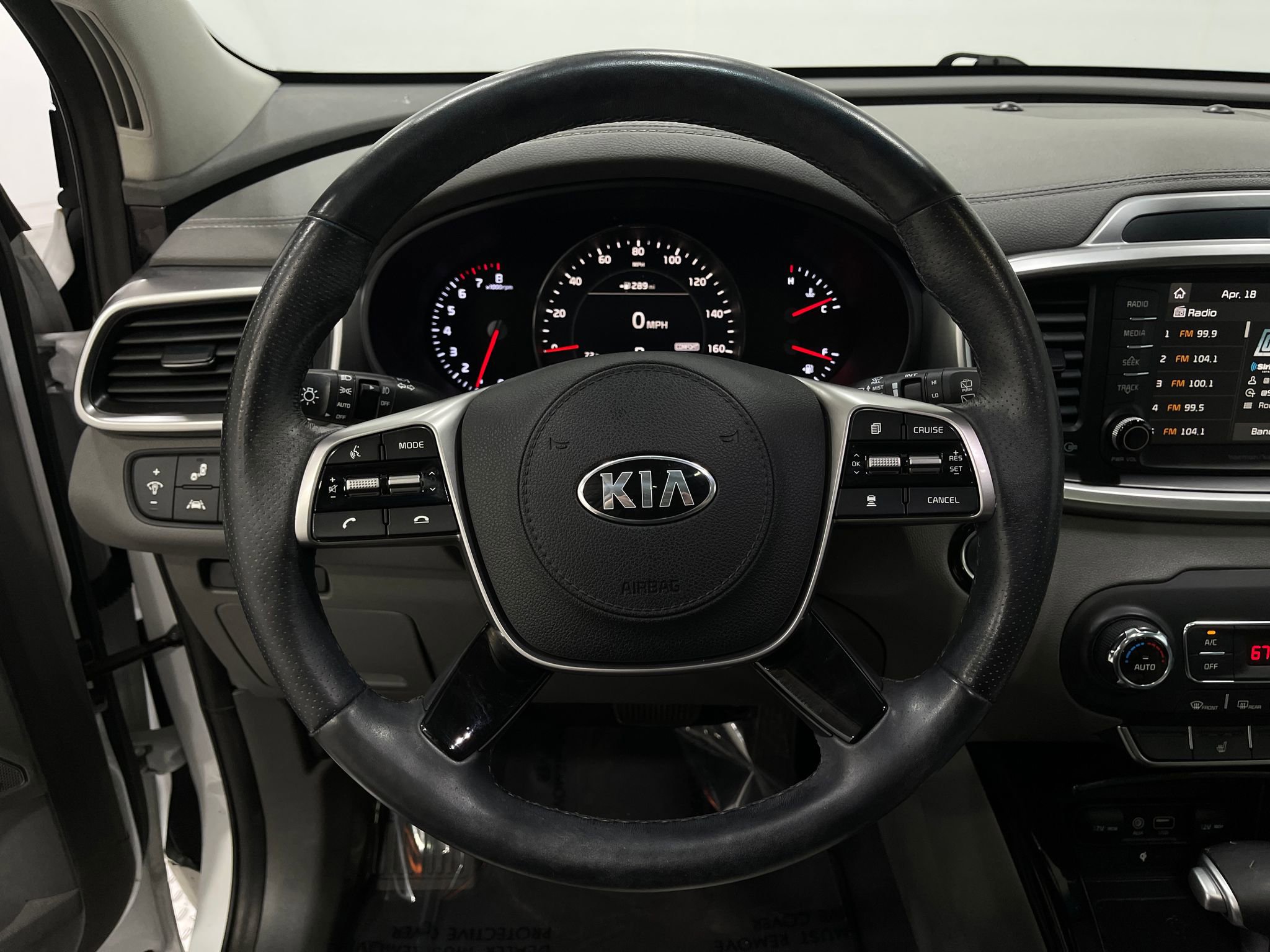 Used 2020 Kia Sorento SX image 21