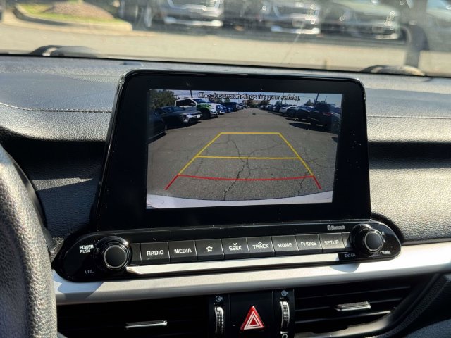 Used 2020 Kia Forte LXS FWD image 15