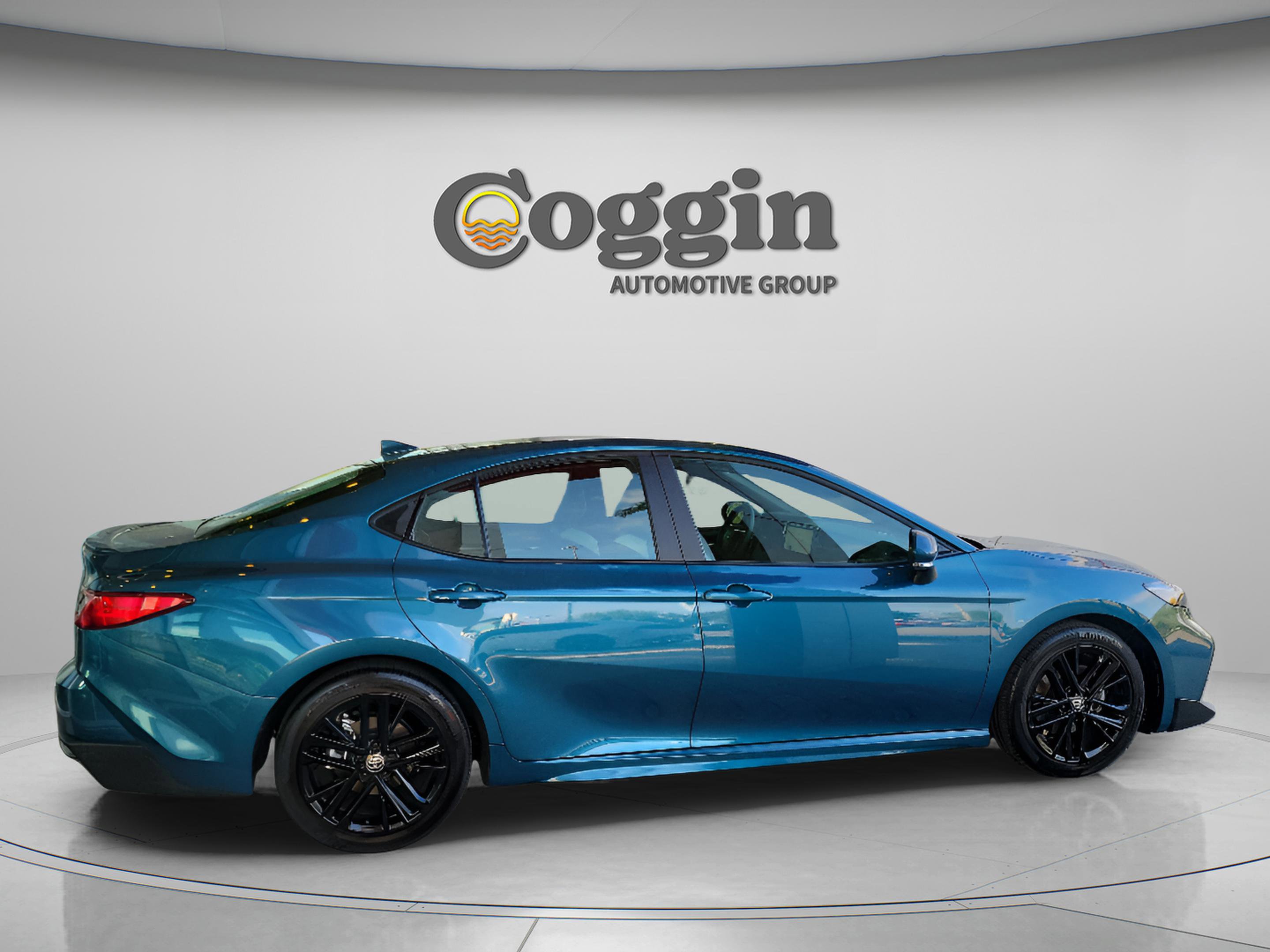 Certified 2026 Toyota Camry SE w/ Multimedia Upgrade Package FWD image 5