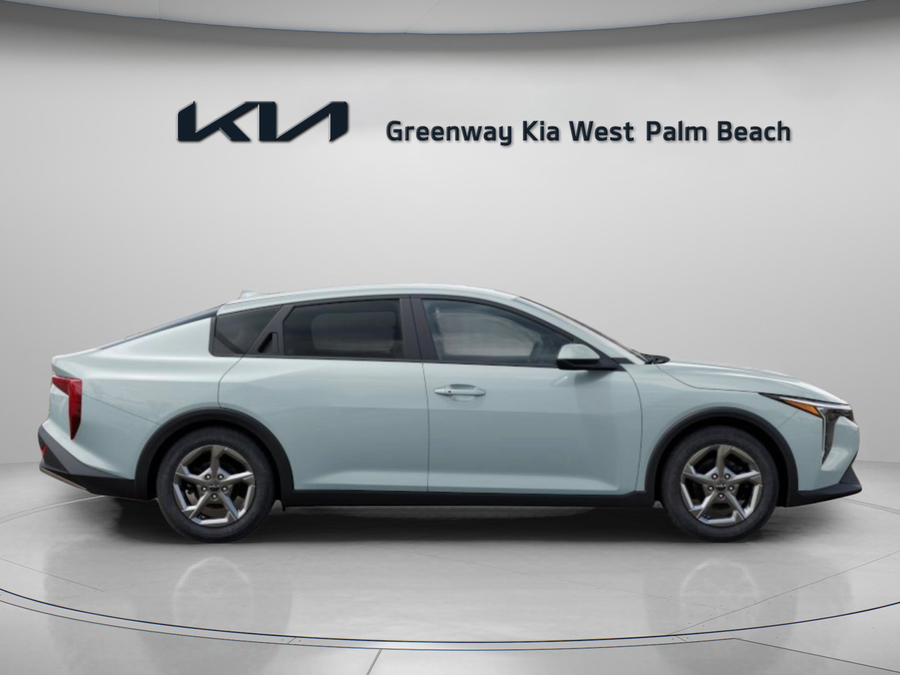 New 2026 Kia K4 LXS FWD image 9