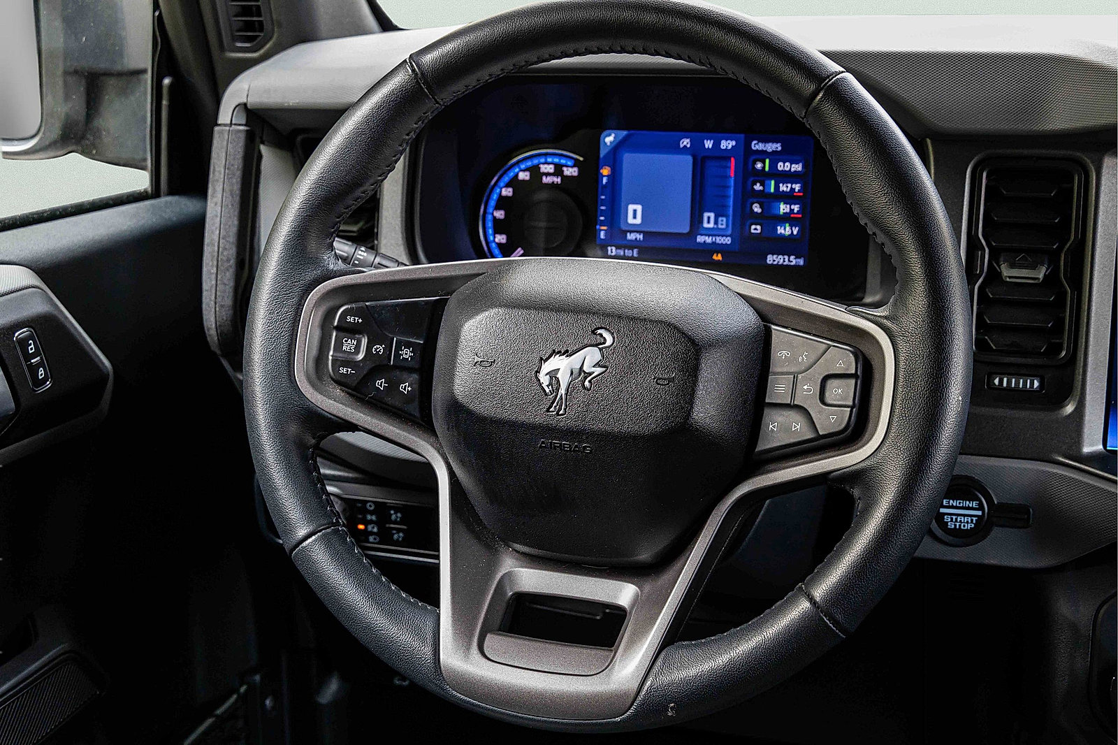 Used 2024 Ford Bronco Everglades AWD/4WD image 9