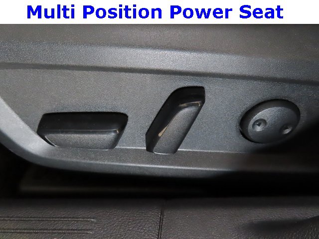 Used 2023 Nissan Rogue SV image 16