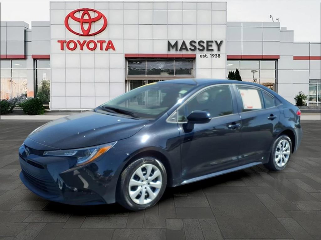 Used 2024 Toyota Corolla LE FWD image 7