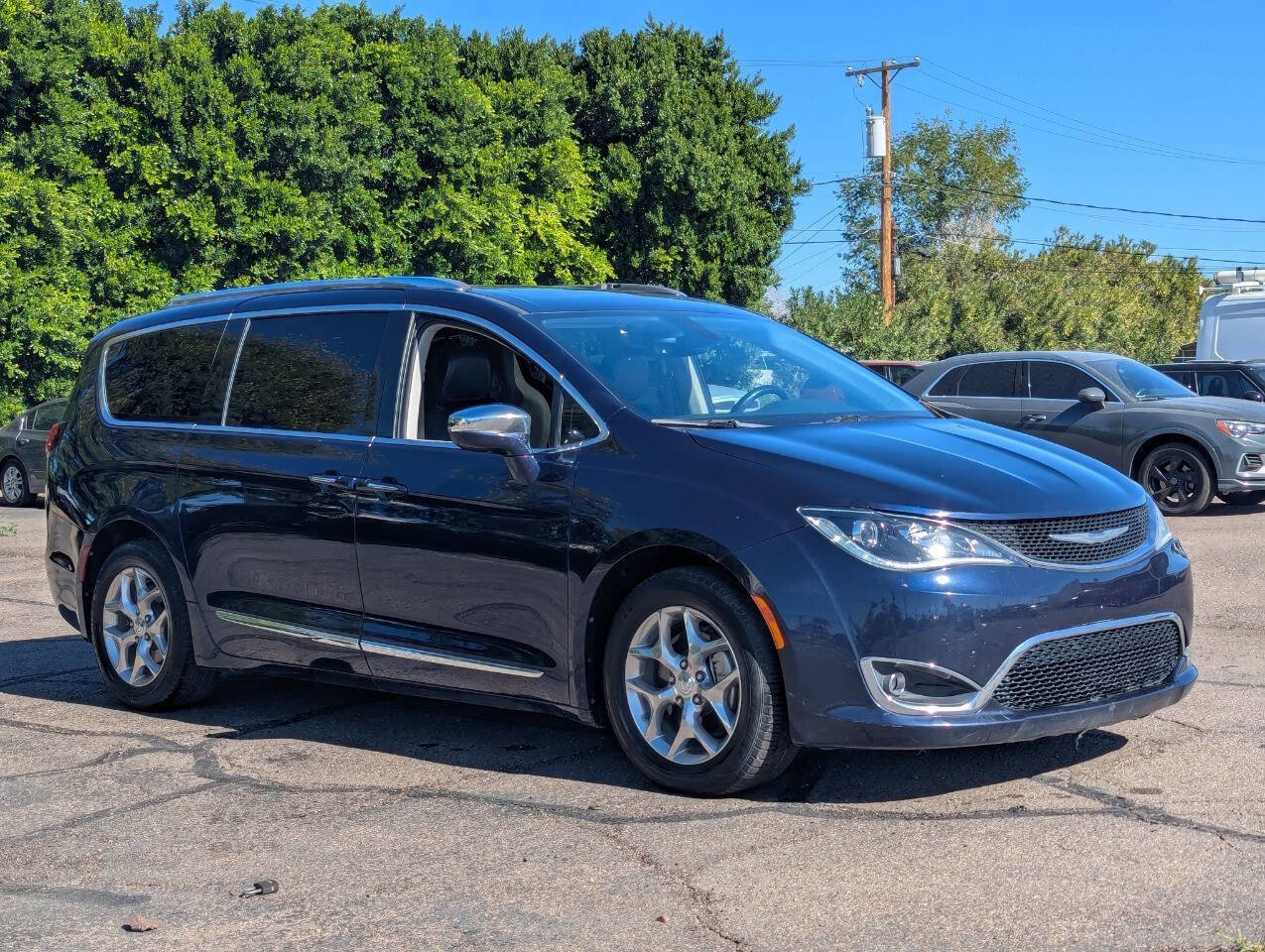 Used 2018 Chrysler Pacifica Limited