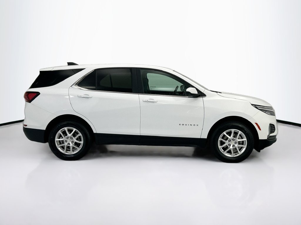 Used 2024 Chevrolet Equinox LT AWD/4WD image 4