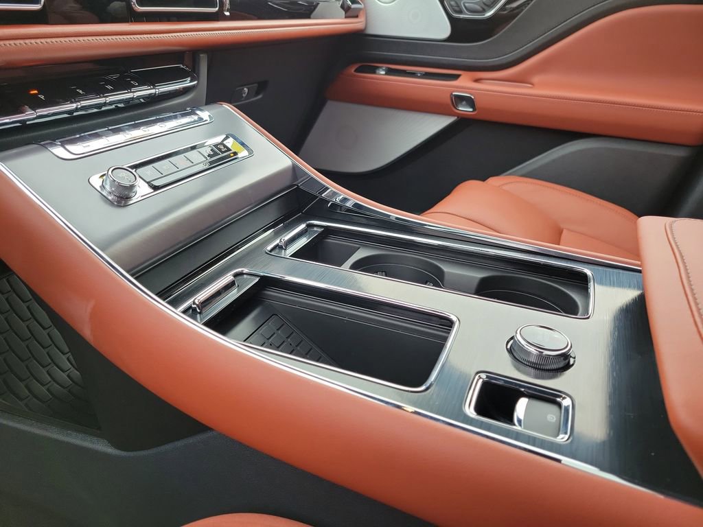 New 2026 Lincoln Aviator Reserve image 29