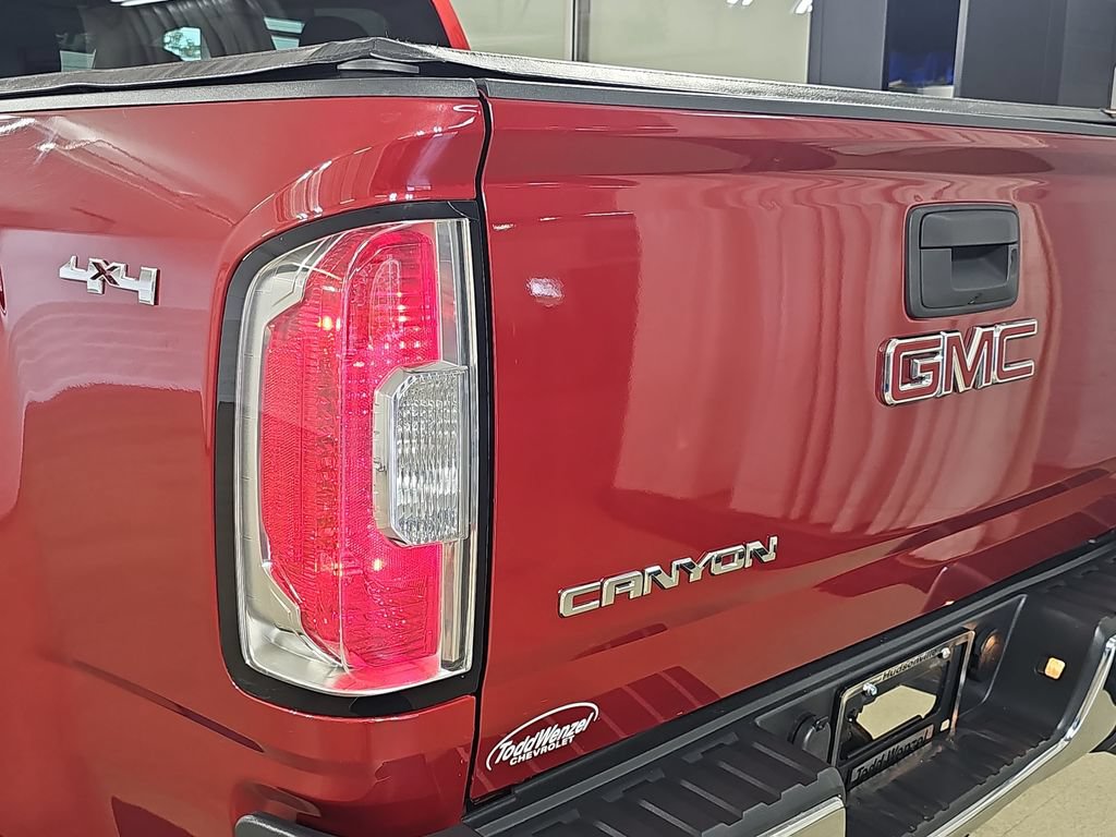 Used 2015 GMC Canyon SLE AWD/4WD image 38