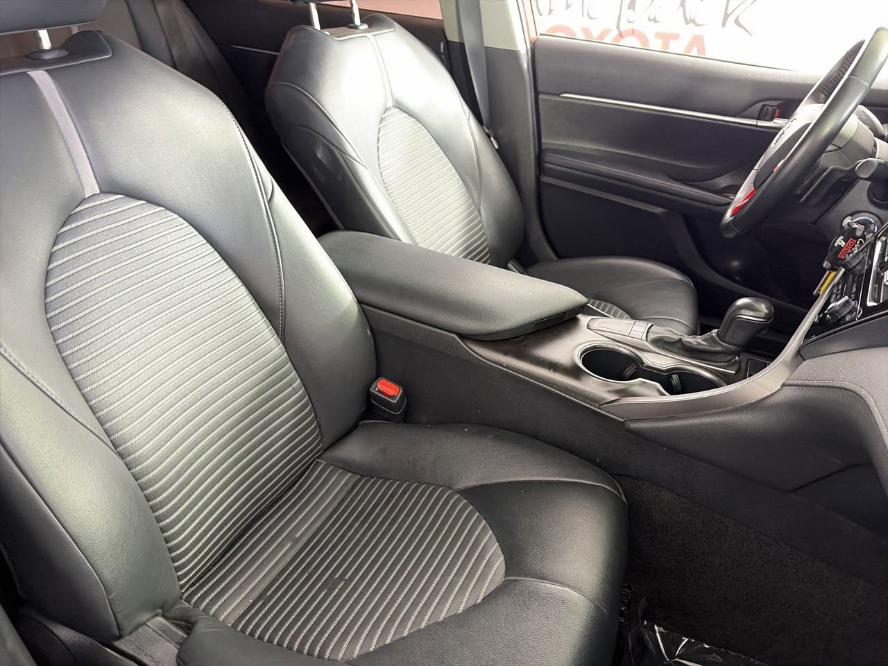 Used 2023 Toyota Camry SE FWD image 24