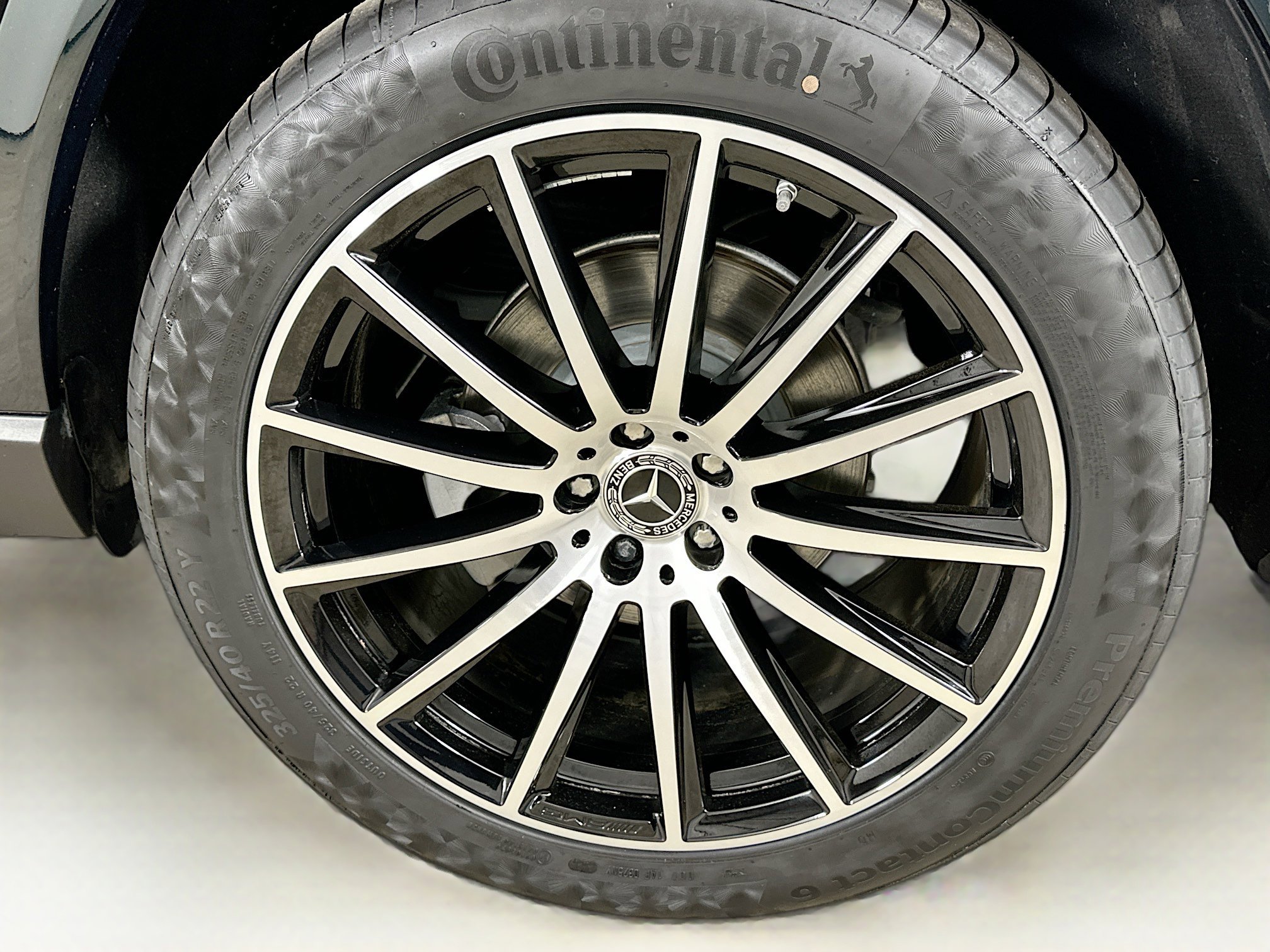 Certified 2025 Mercedes-Benz GLS 450 4MATIC image 37