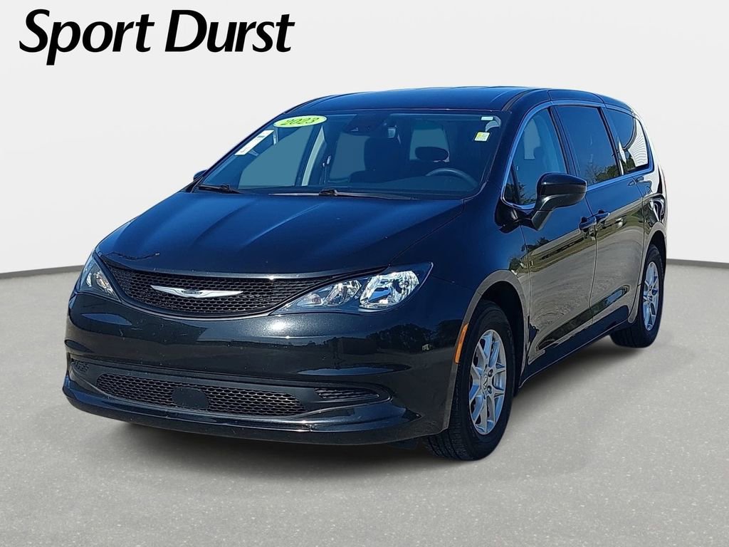 Used 2023 Chrysler Voyager LX image 1
