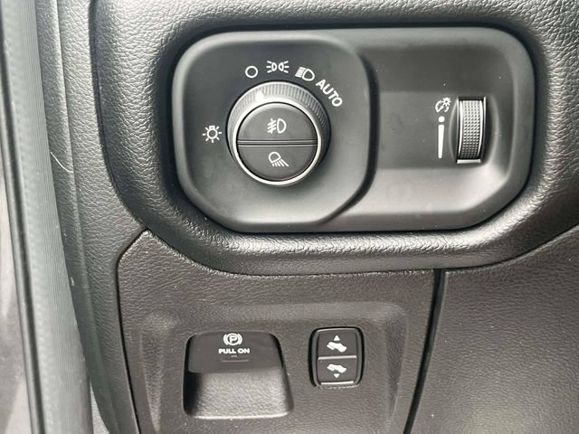 Used 2021 RAM 1500 Big Horn AWD/4WD image 34