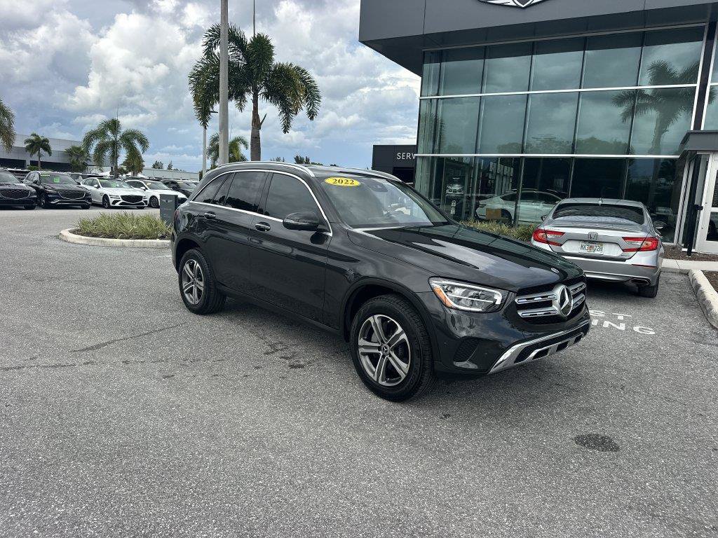 Used 2022 Mercedes-Benz GLC 300 image 5