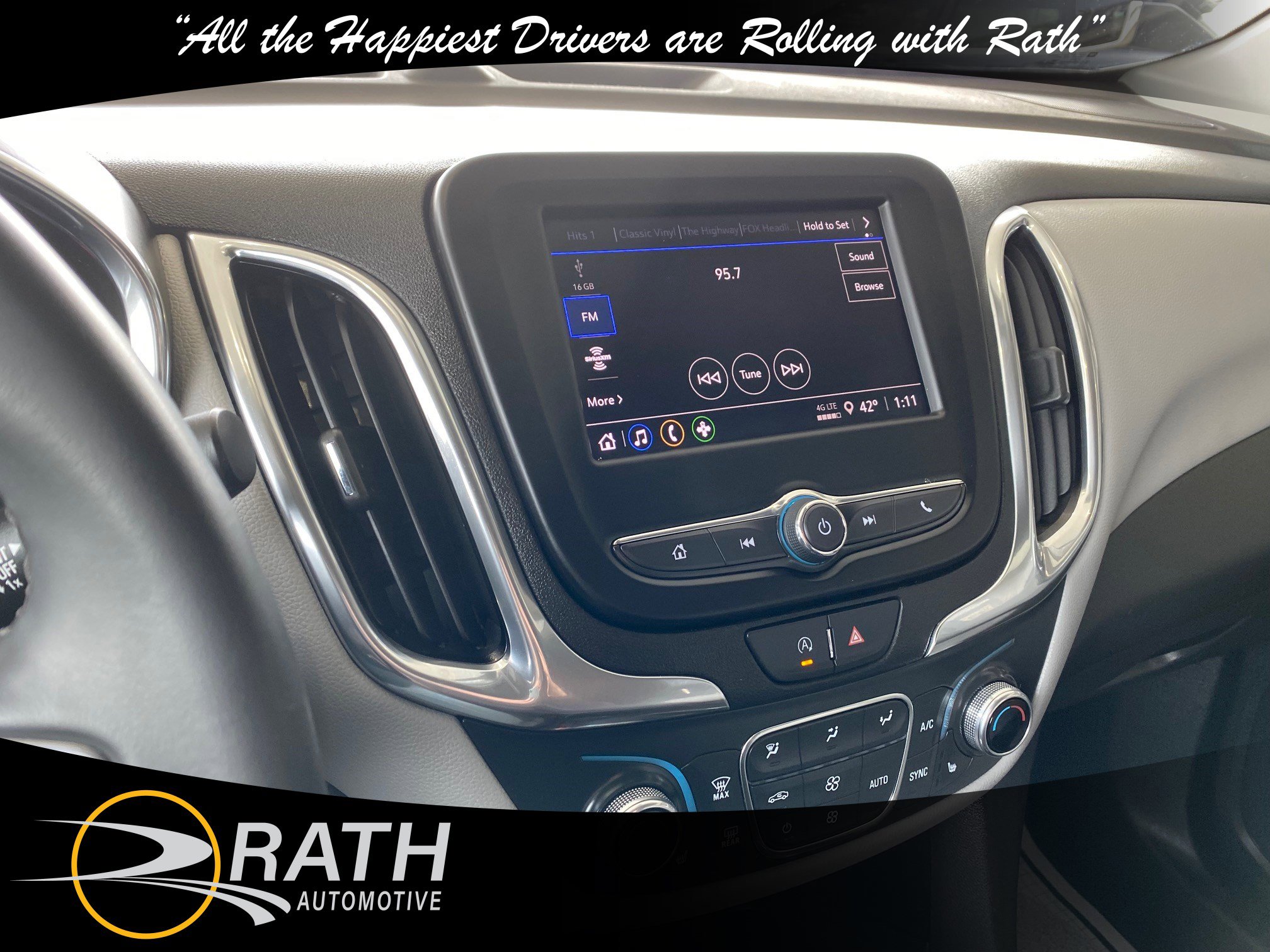 Used 2024 Chevrolet Equinox LT image 15