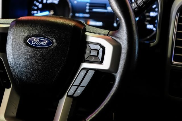 Used 2017 Ford F250 Lariat w/ Lariat Value Package AWD/4WD image 18