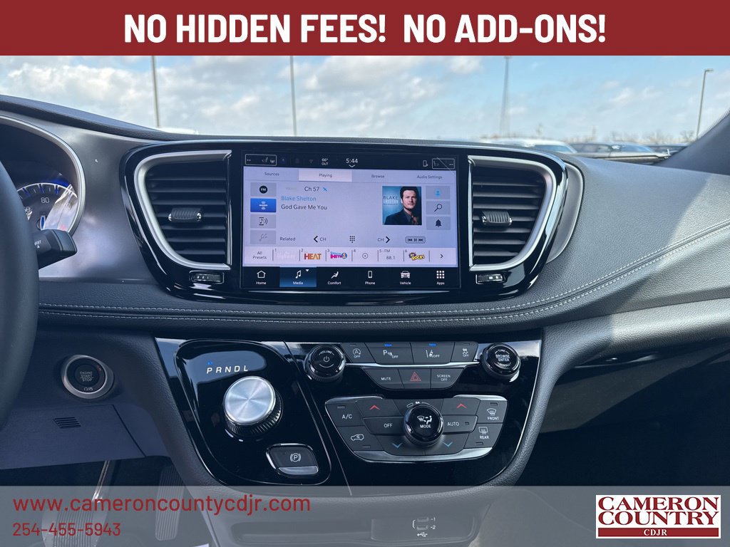 New 2026 Chrysler Pacifica Select w/ S Appearance Package FWD image 12