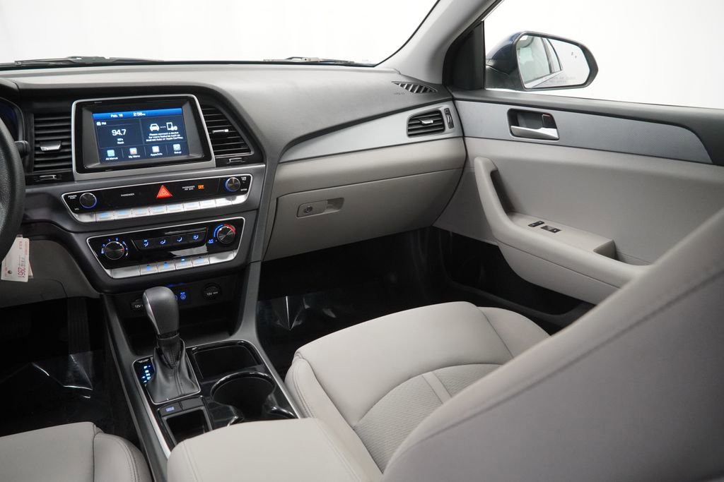 Used 2019 Hyundai Sonata SE FWD image 29