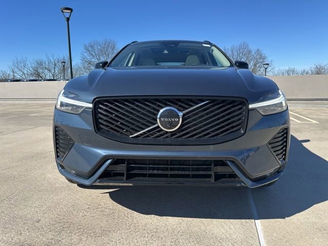 New 2026 Volvo XC60 B5 Ultra w/ Protection Package Premier image 2
