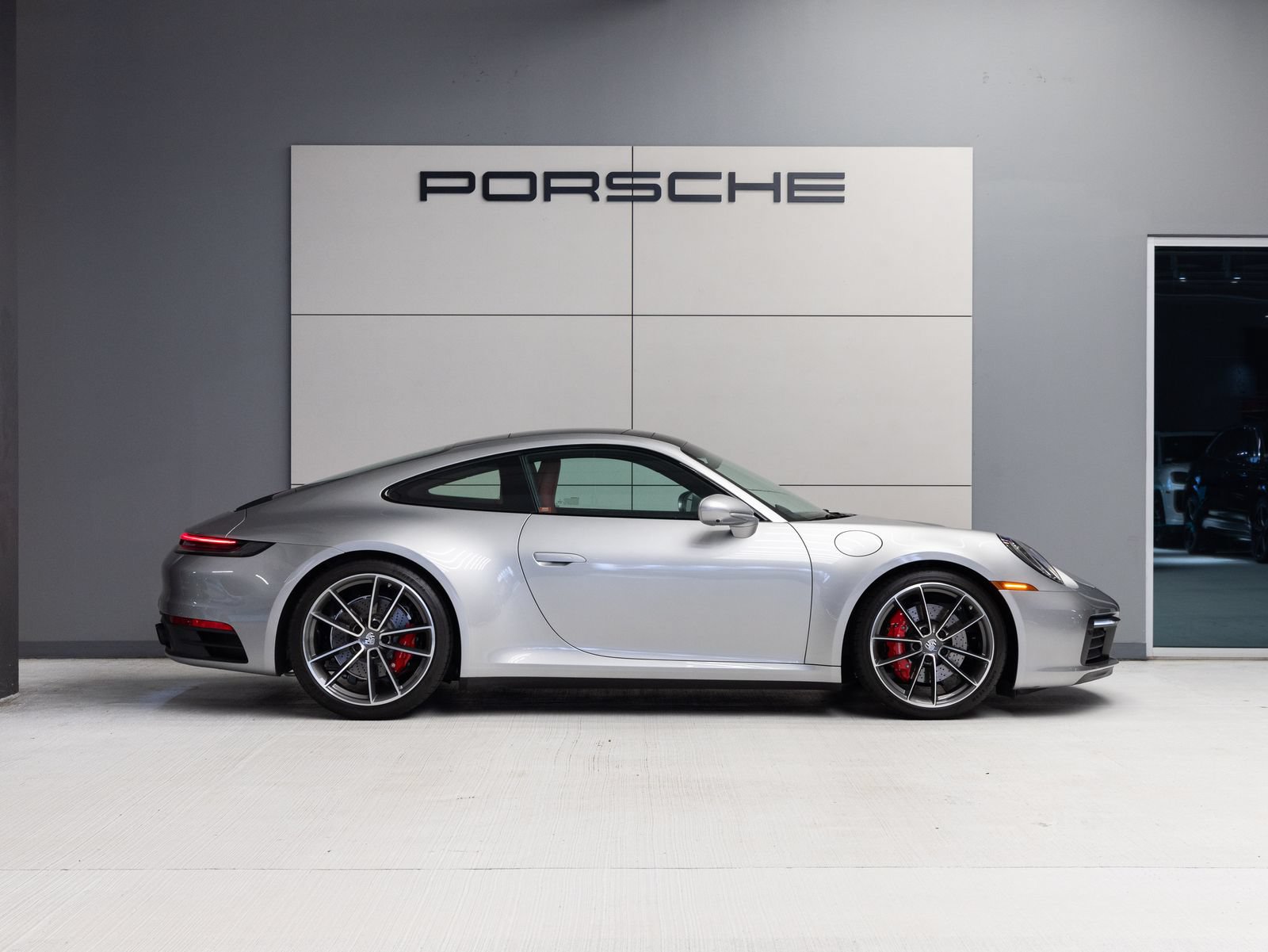 Certified 2024 Porsche 911 Carrera S RWD image 8