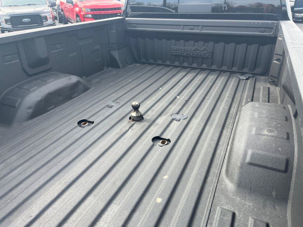 Used 2024 Chevrolet Silverado 3500 High Country w/ High Country Premium Package AWD/4WD image 26